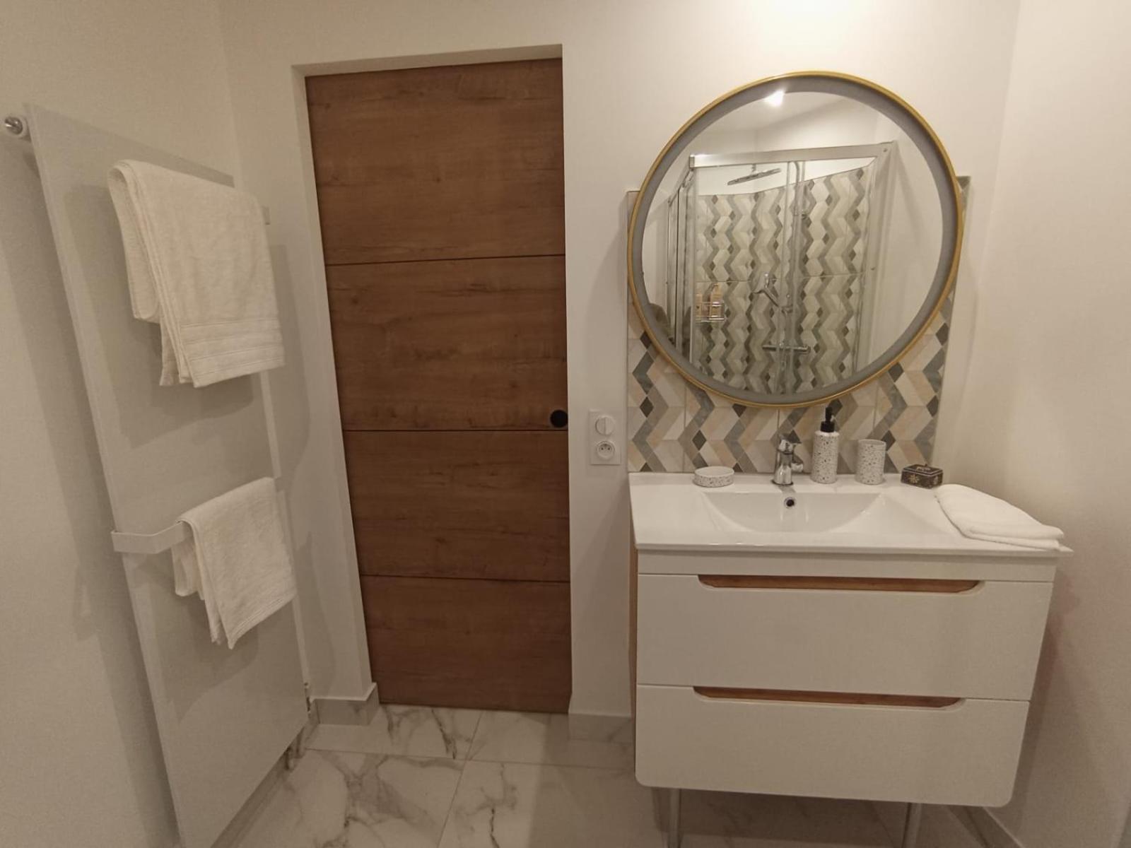 Bord De Mer, Midi, Acces Direct A La Appartement Cannes